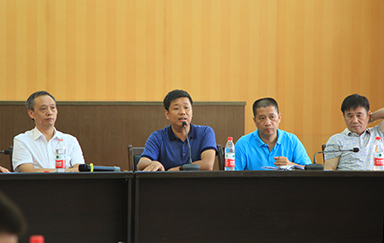 虹潤公司董事長林善平應邀在南平市第二期非公經濟年輕一代培訓班 上發(fā)表科技創(chuàng)新主題講座 2016年